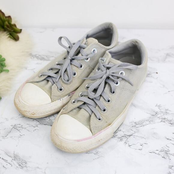 Converse All Stars Gray Canvase Low Top Sneakers Women's 8 Casual Classic - Picture 1 of 5